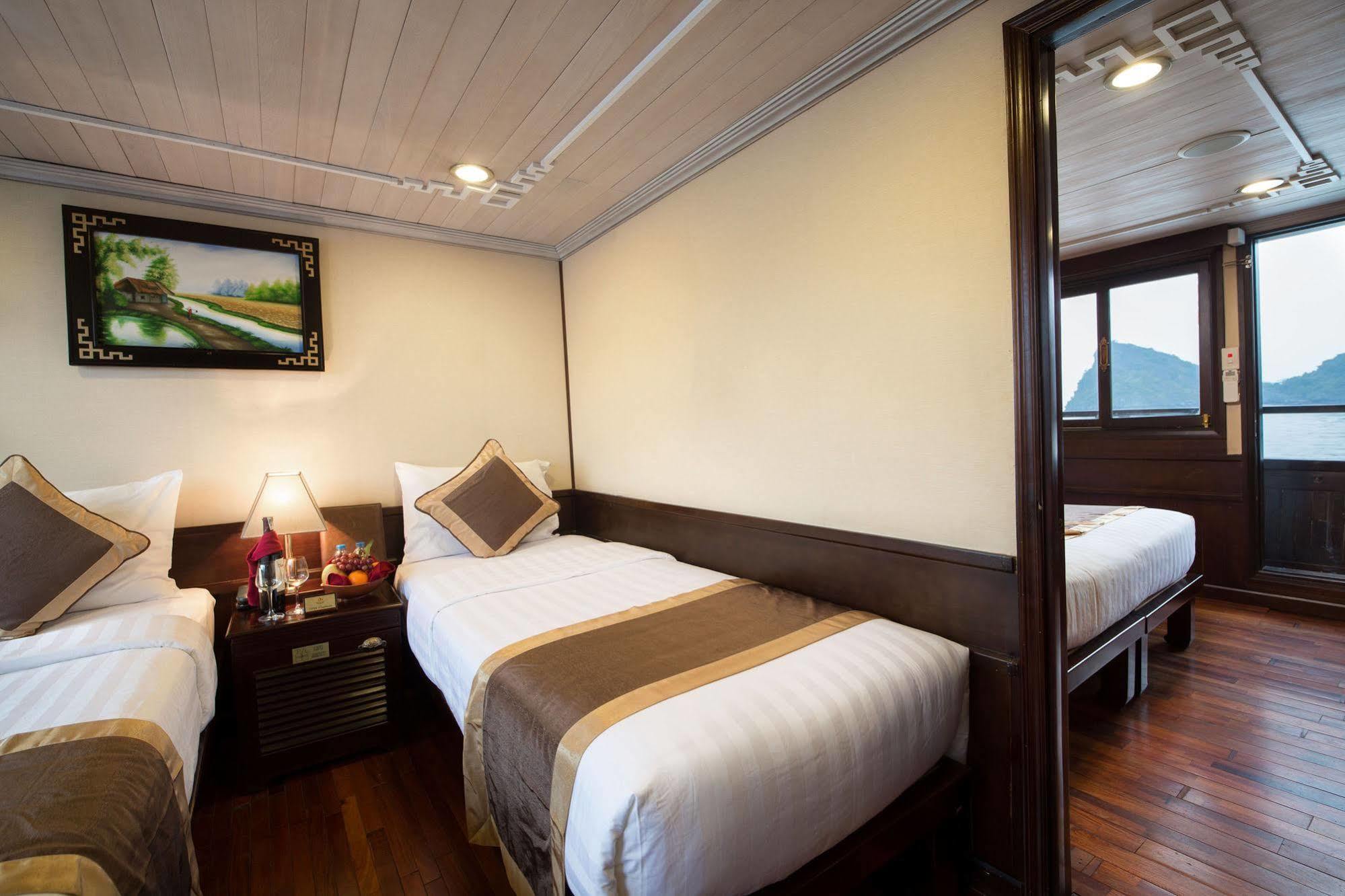 Pelican Classic Cruise Ha Long Dış mekan fotoğraf