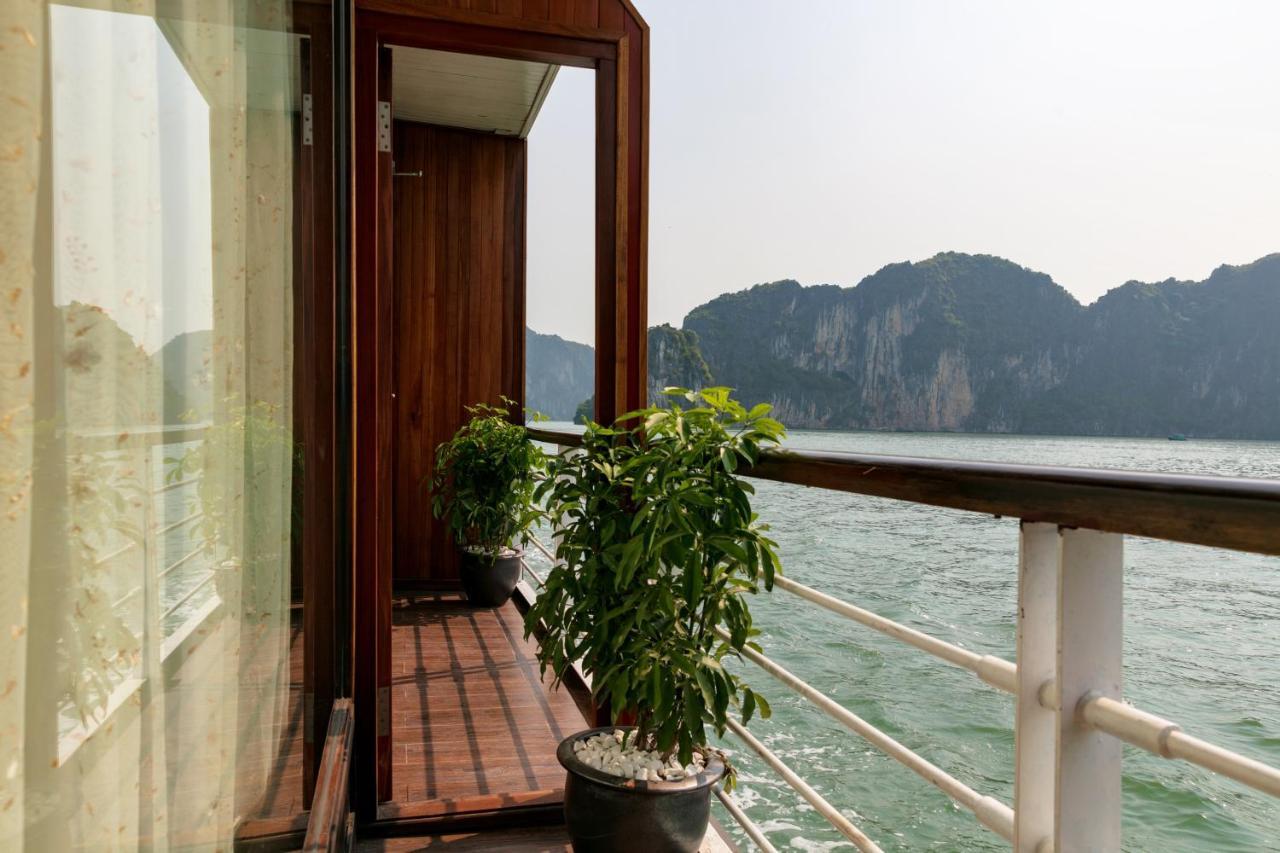 Pelican Classic Cruise Ha Long Dış mekan fotoğraf